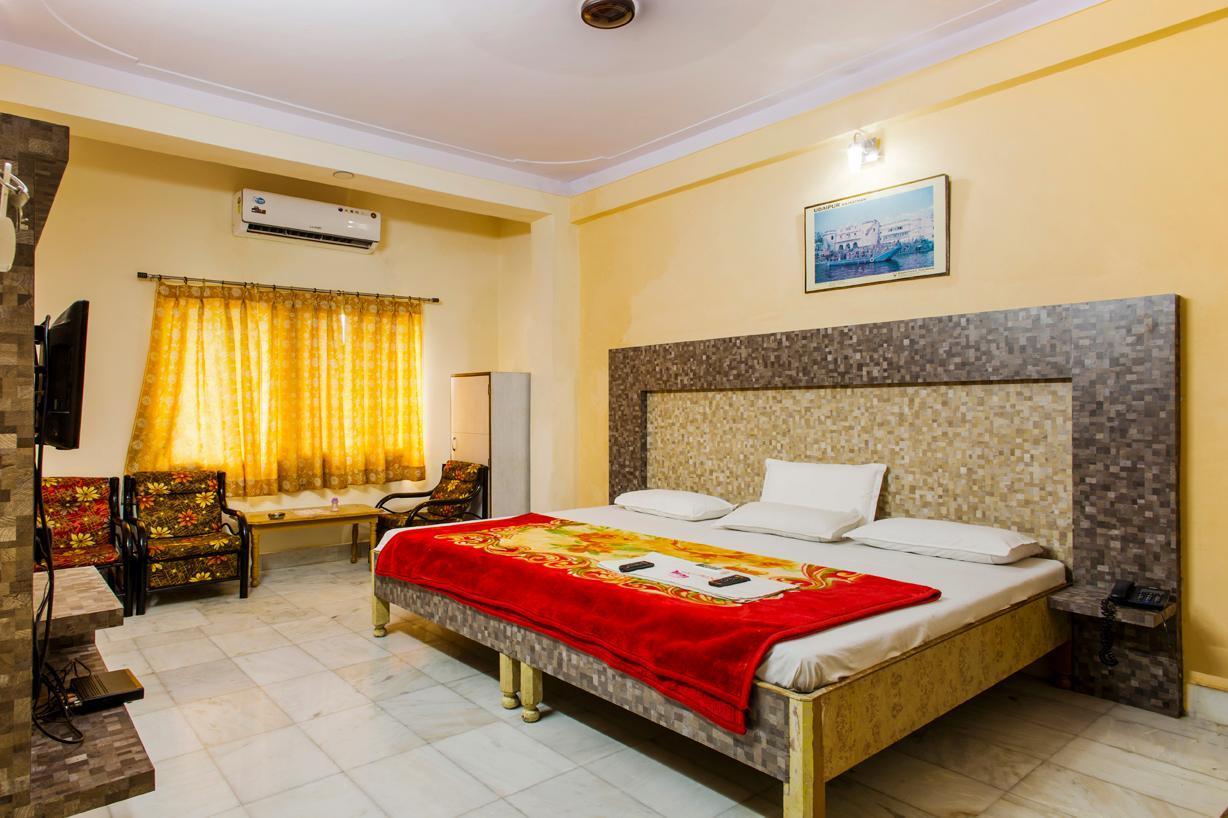 Hotel Sagar Palace Udaipur Ngoại thất bức ảnh